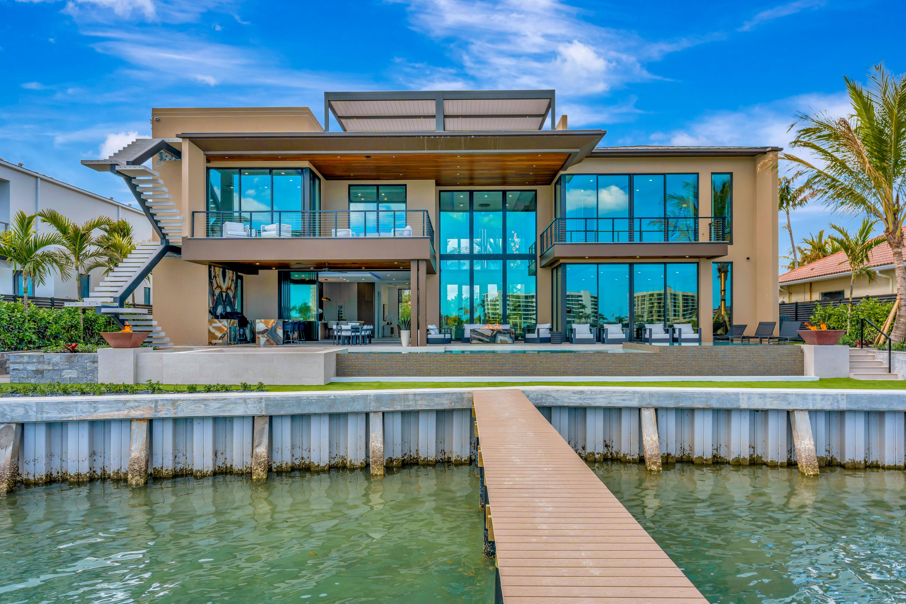 19696 Harbor Jupiter, FL 33469