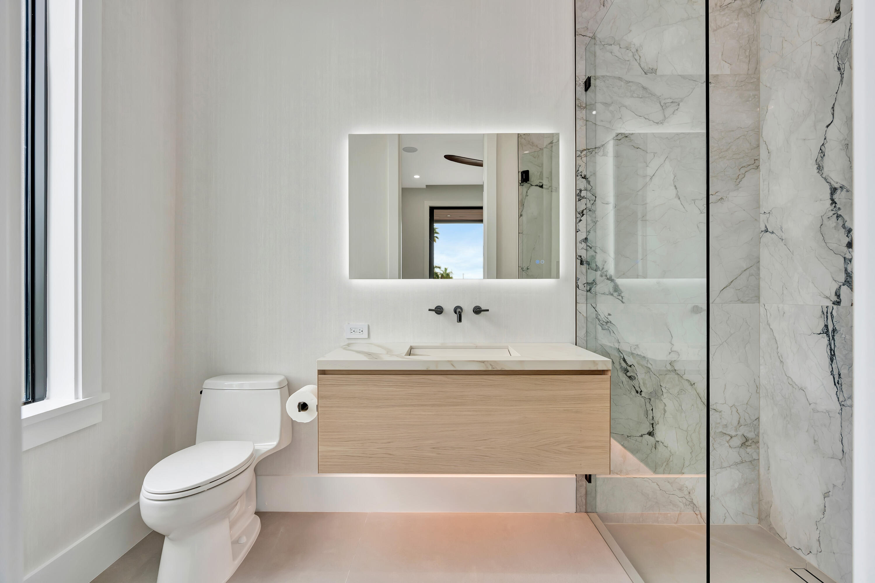 19696 Harbor Jupiter, FL 33469