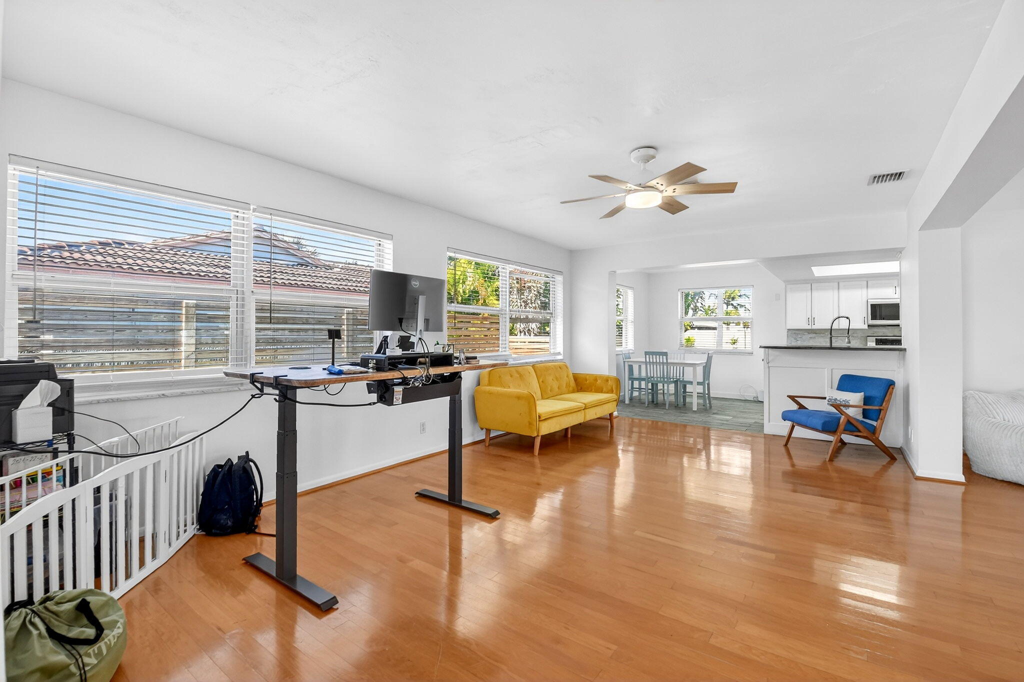 3651 Palm Riviera Beach, FL 33404