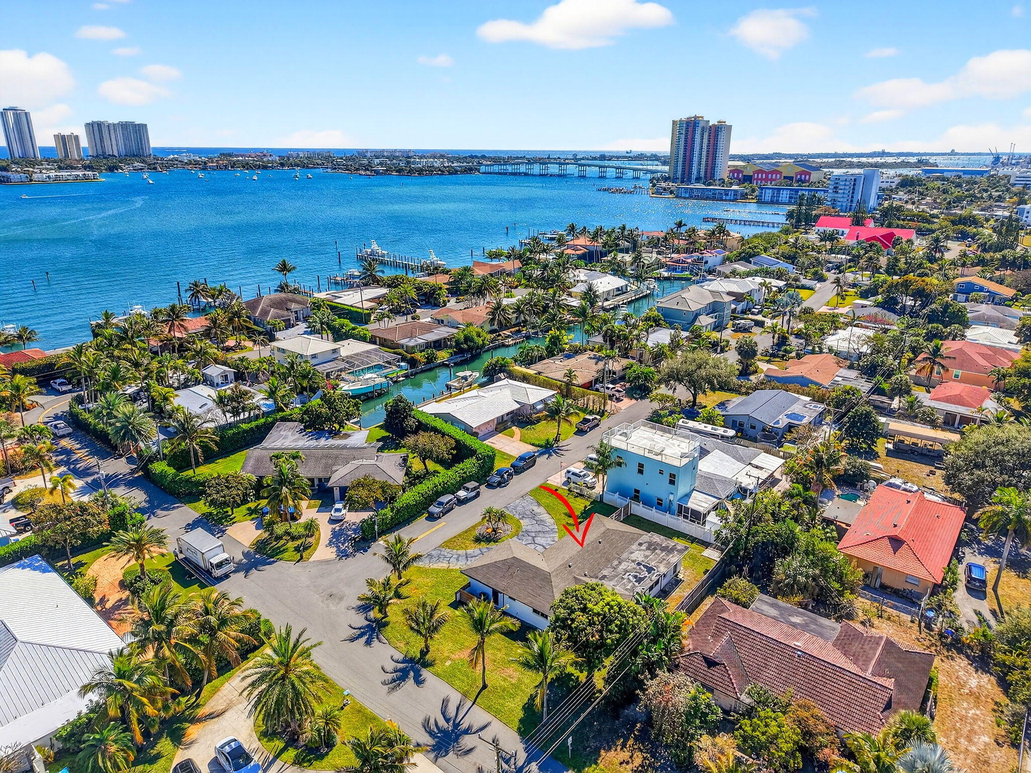 3651 Palm Riviera Beach, FL 33404