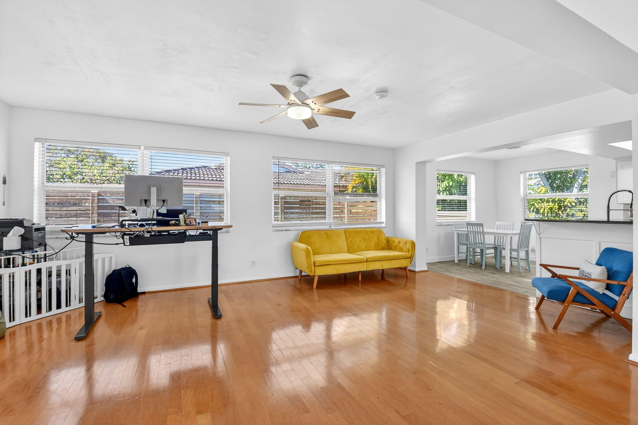 3651 Palm Riviera Beach, FL 33404