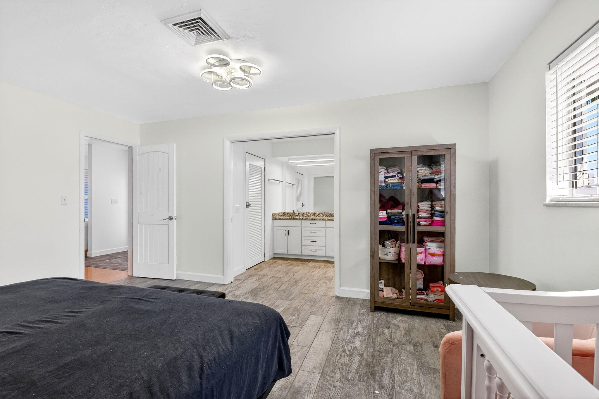 3651 Palm Riviera Beach, FL 33404