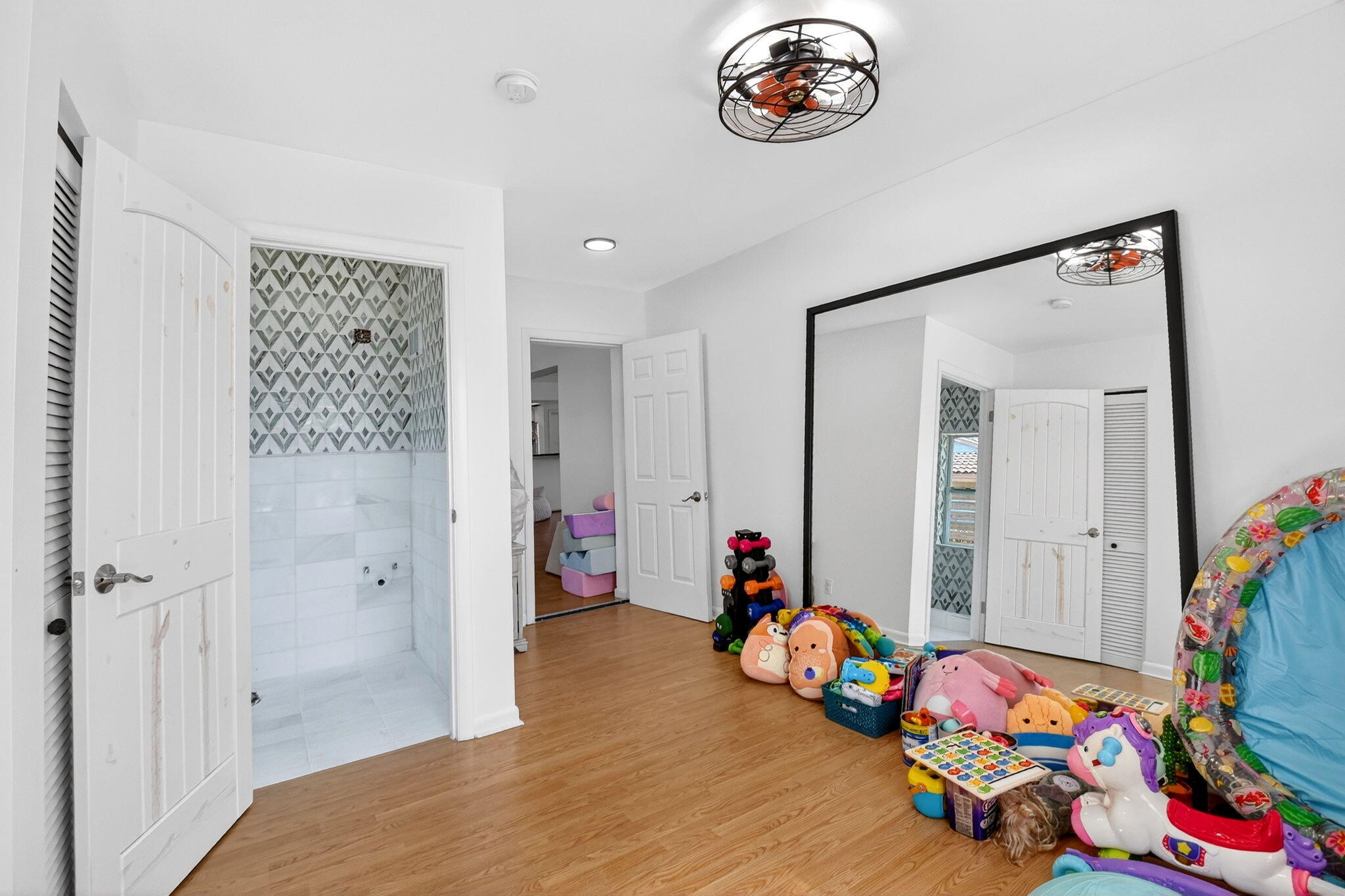 3651 Palm Riviera Beach, FL 33404