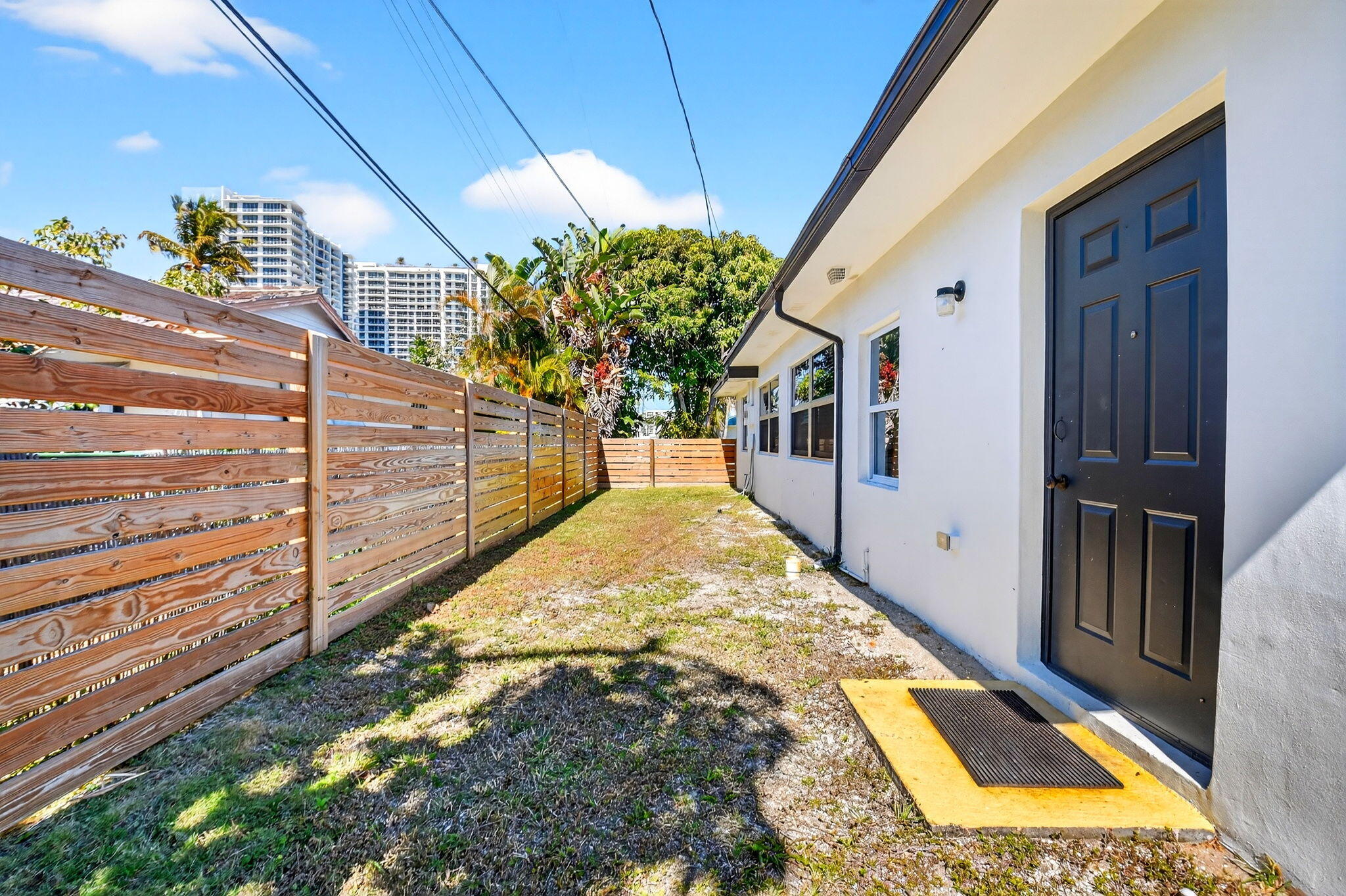 3651 Palm Riviera Beach, FL 33404