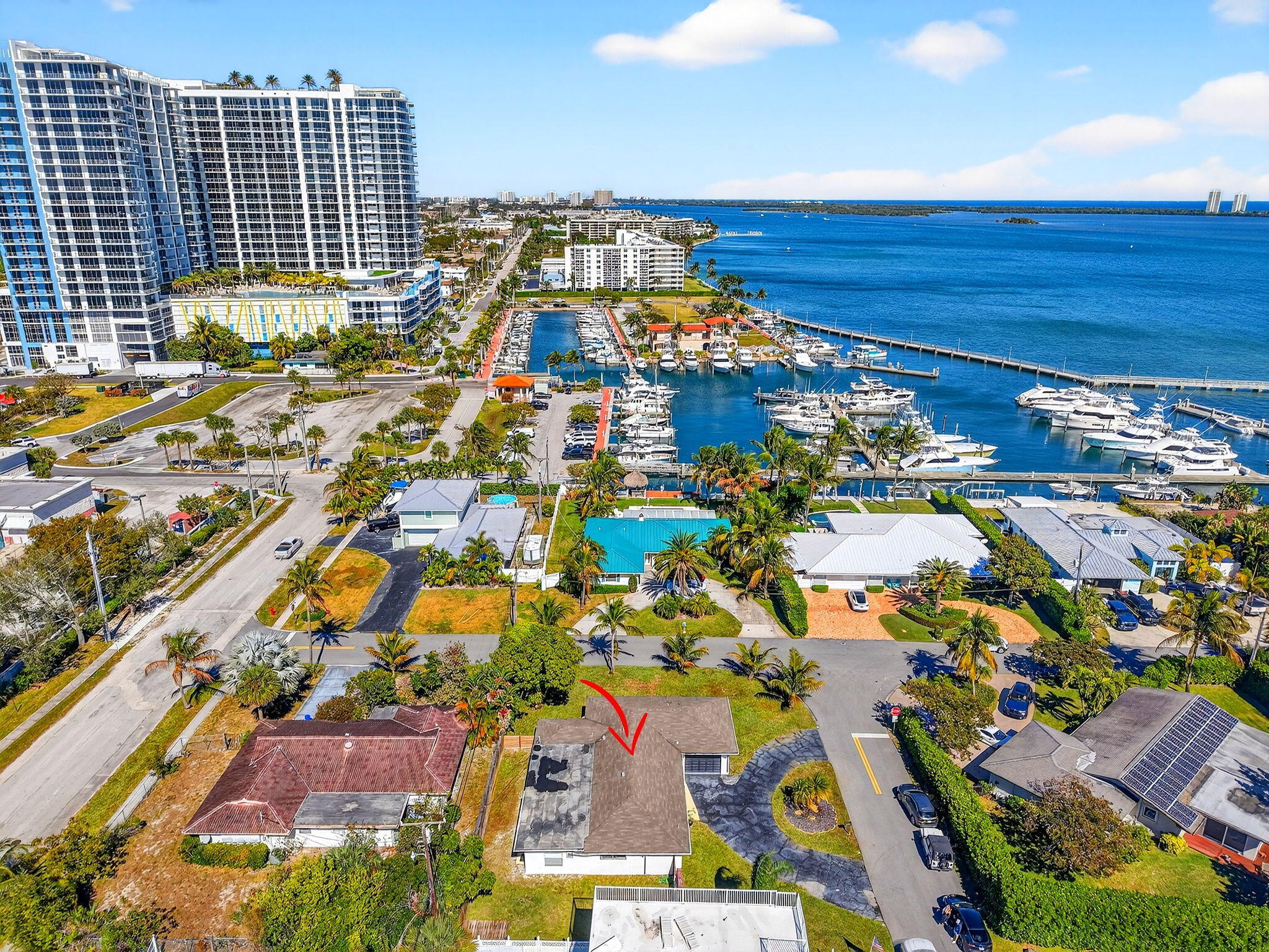 3651 Palm Riviera Beach, FL 33404