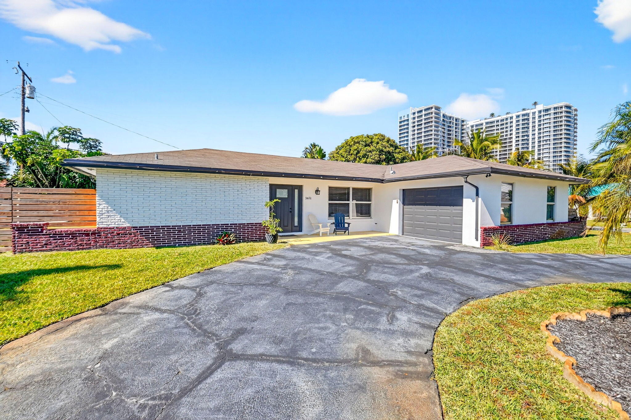 3651 Palm Riviera Beach, FL 33404