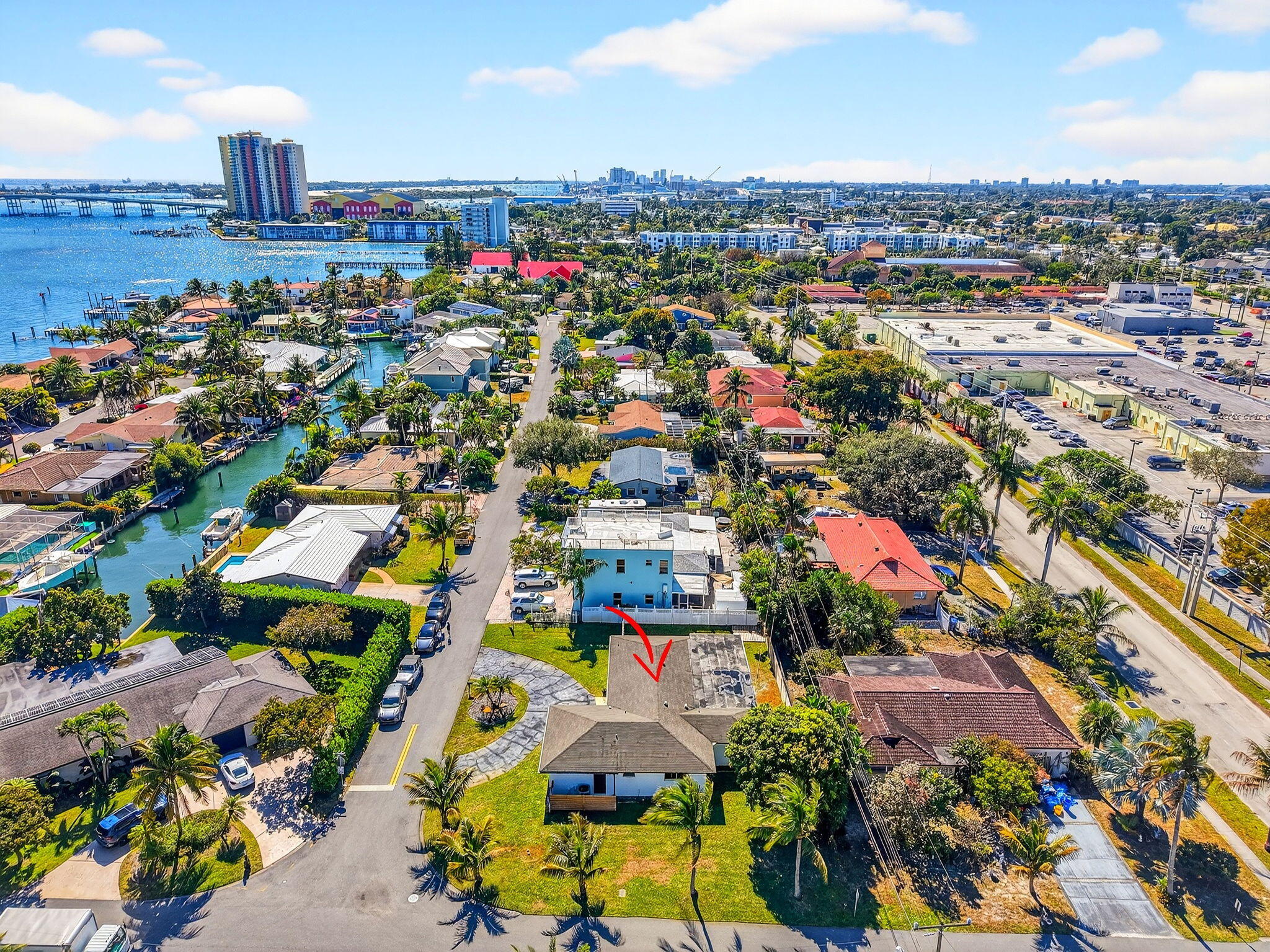 3651 Palm Riviera Beach, FL 33404