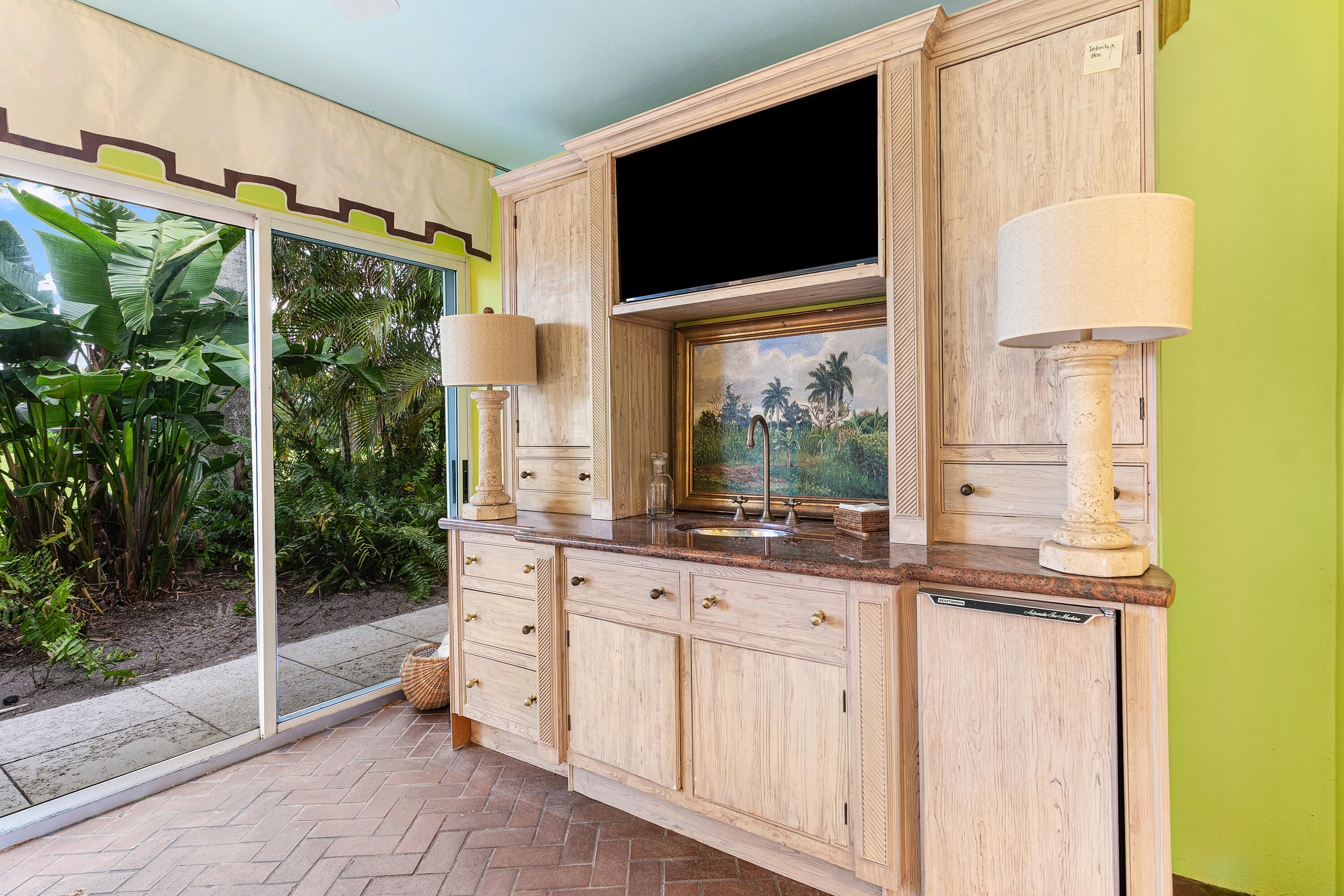 4596 Sanderling Boynton Beach, FL 33436