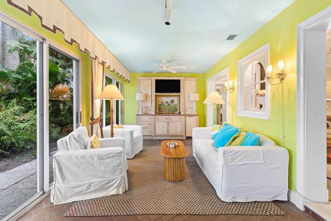 4596 Sanderling Boynton Beach, FL 33436