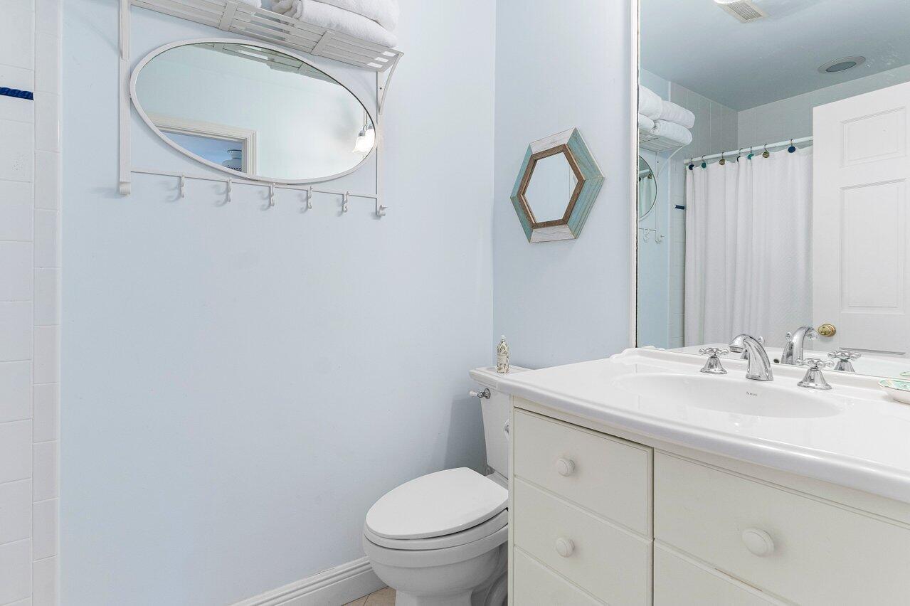 4596 Sanderling Boynton Beach, FL 33436