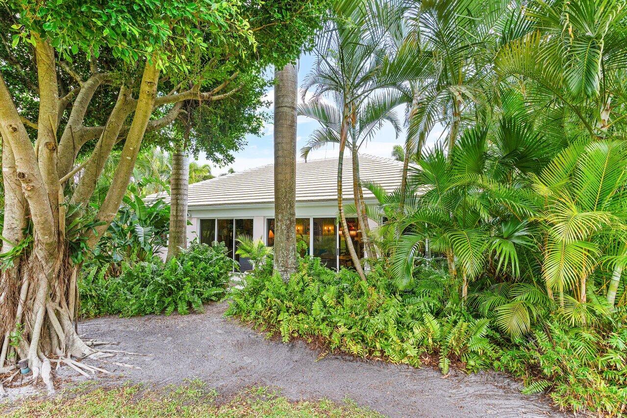 4596 Sanderling Boynton Beach, FL 33436