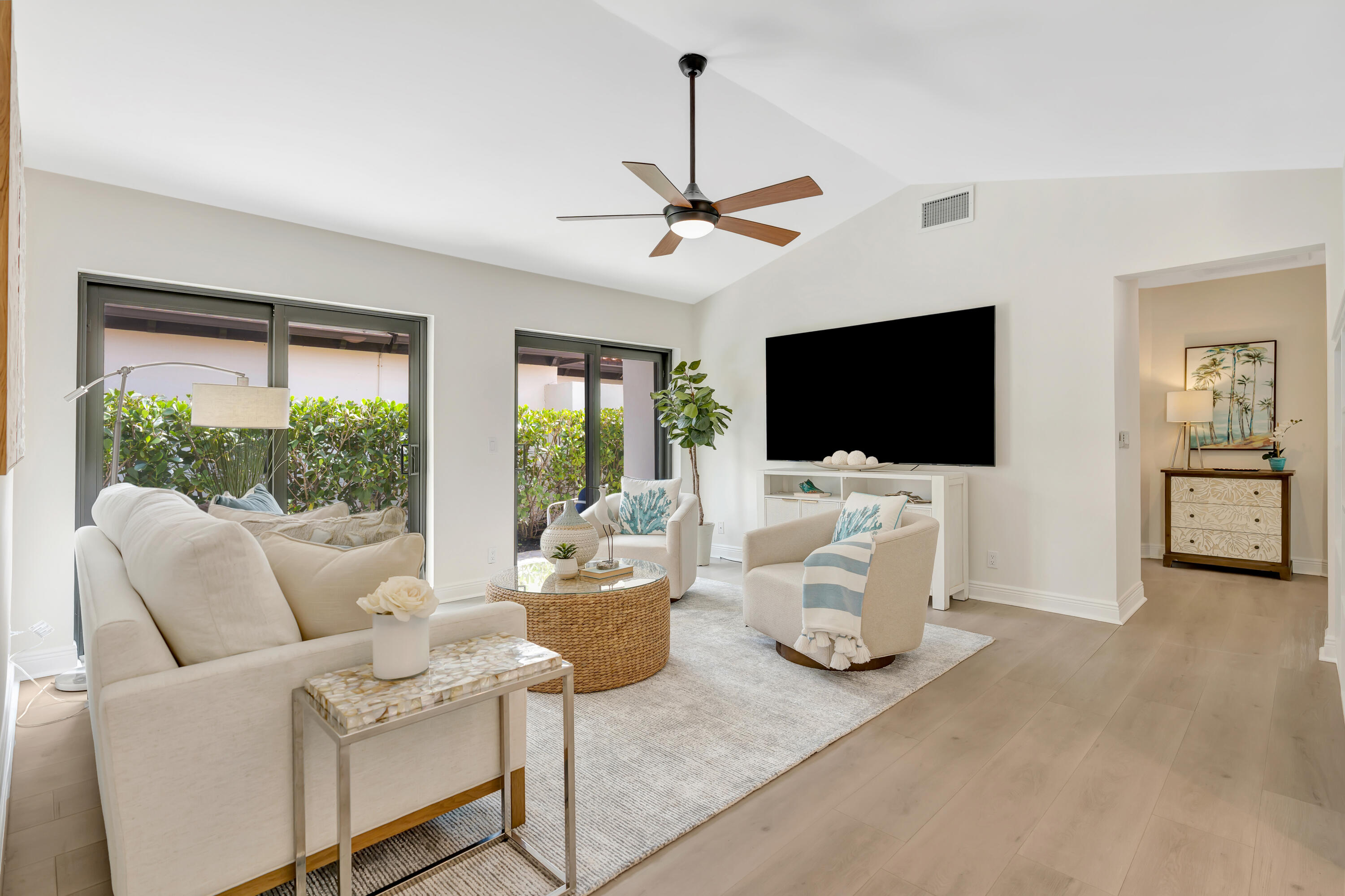 1472 Via Cameron Jupiter, FL 33477