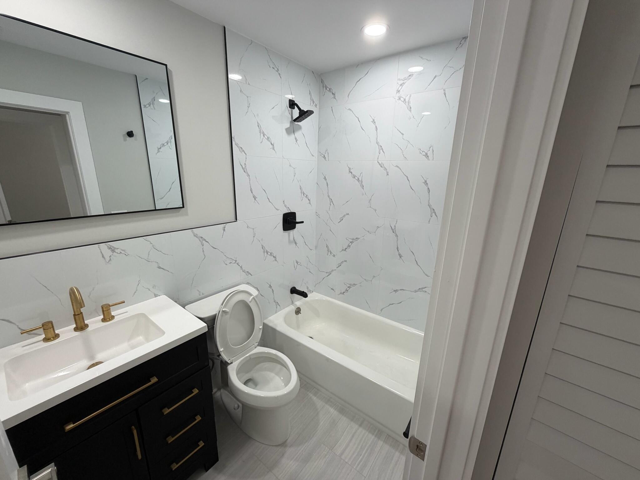 18081 SE Country Clb #17-170 Jupiter, FL 33469