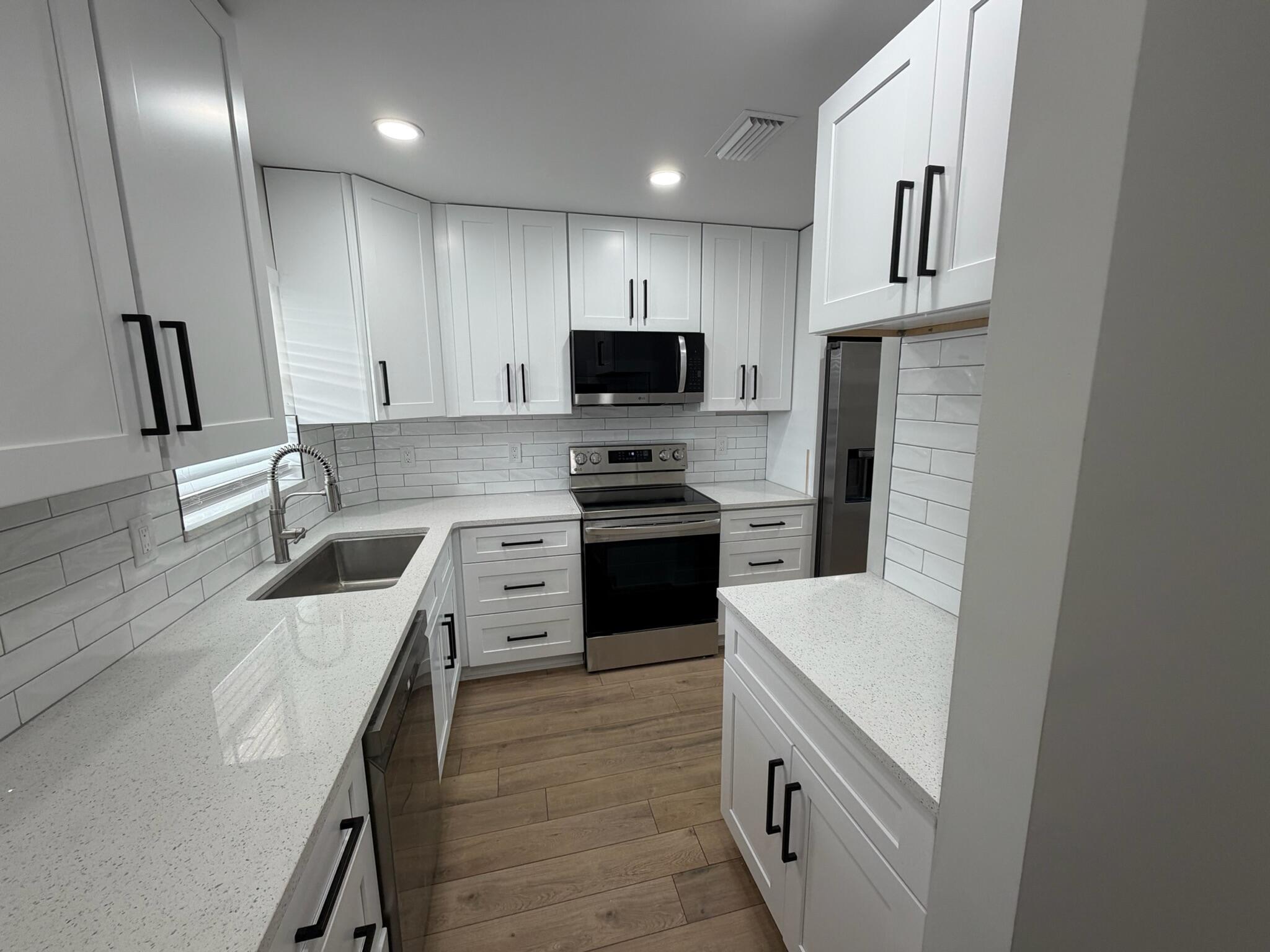 18081 SE Country Clb #17-170 Jupiter, FL 33469