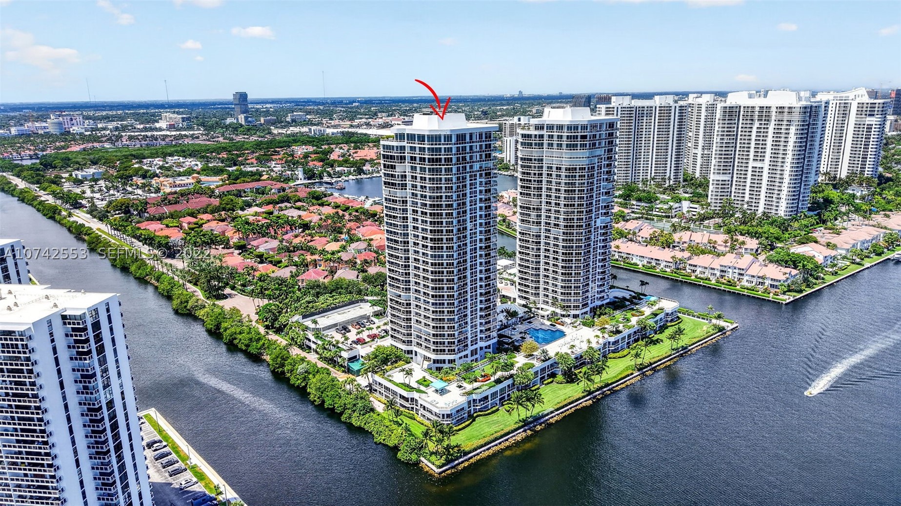 image One Island Place II104