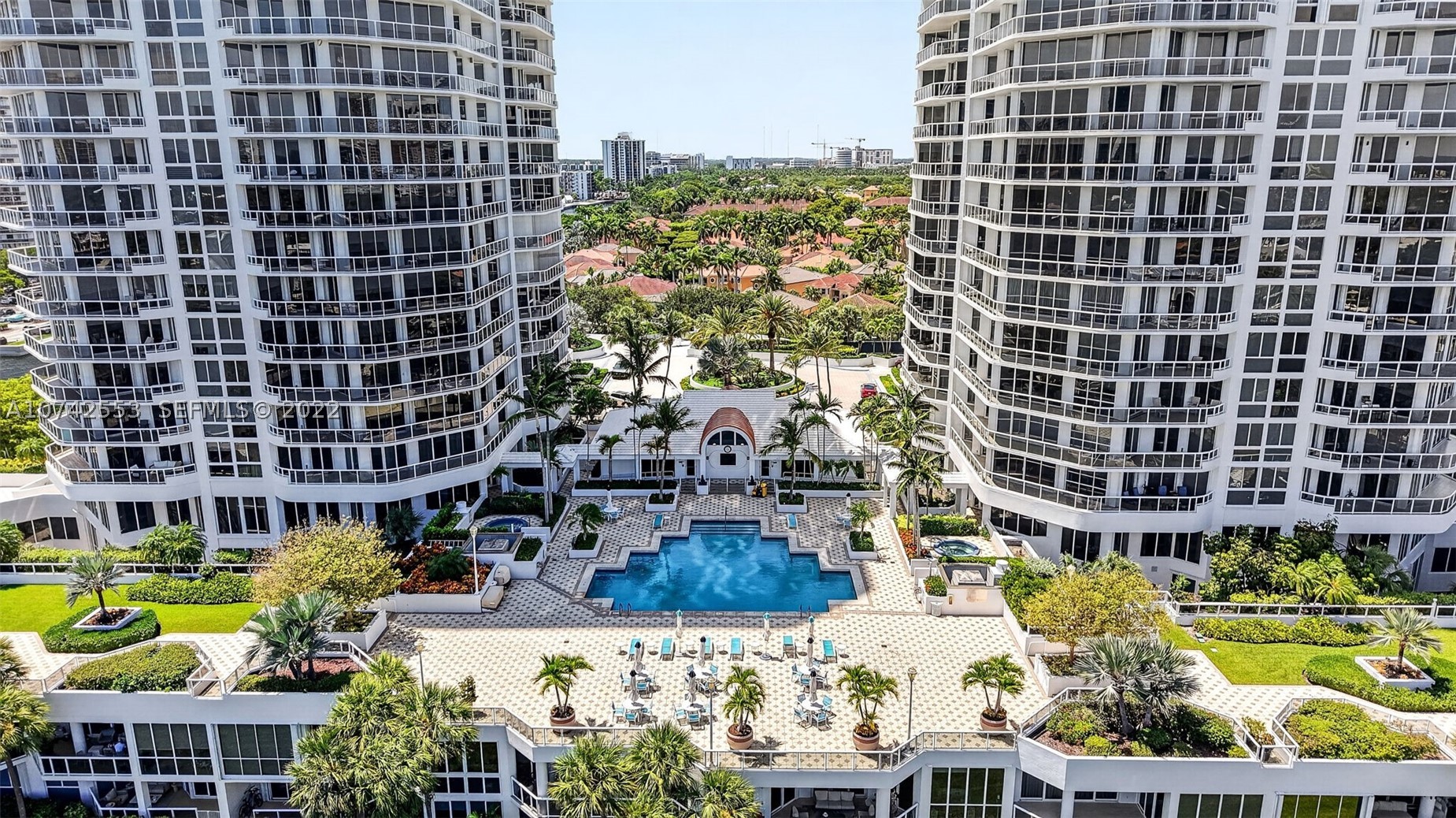 image One Island Place II114
