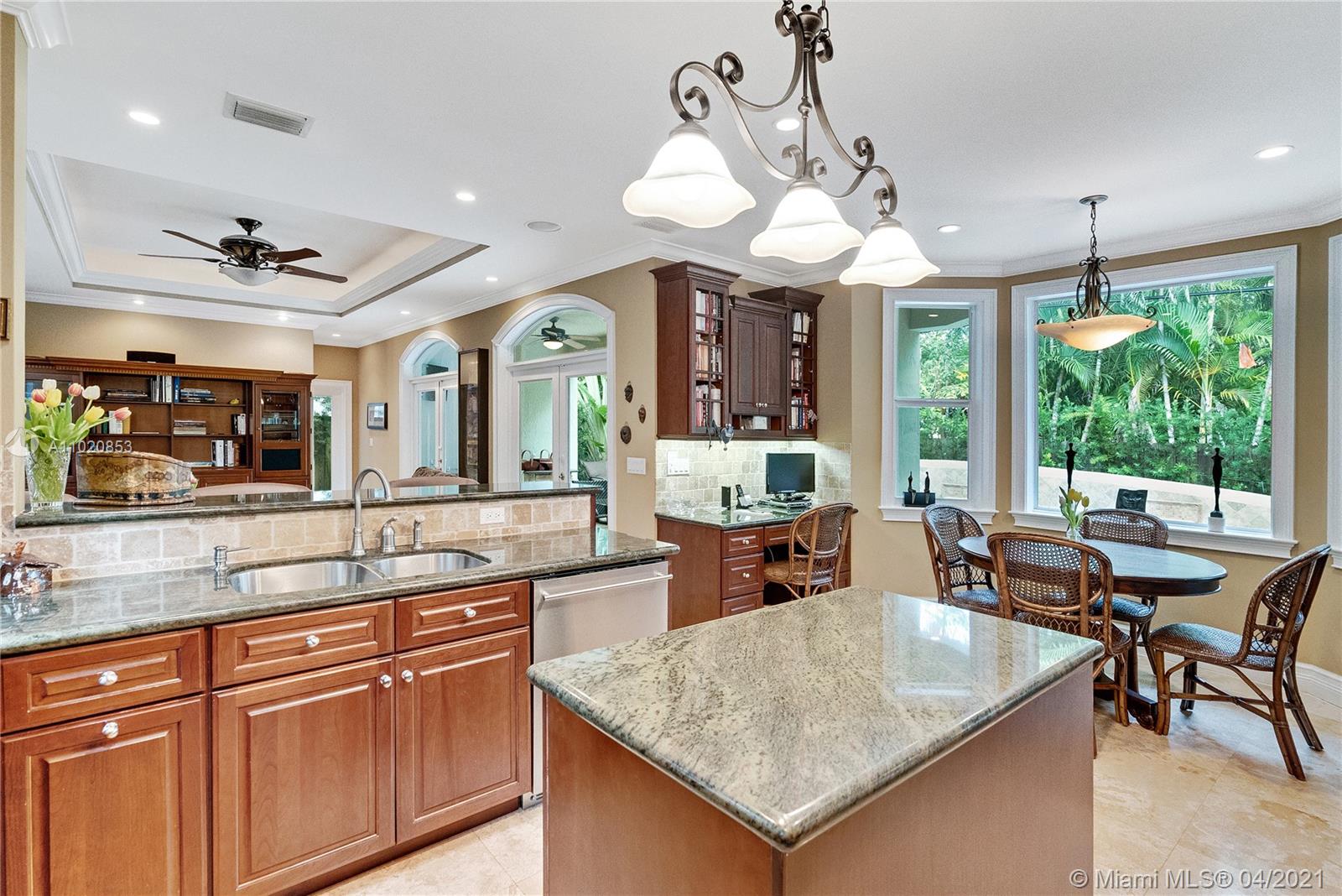 4065 Battersea Rd Miami, FL 33133