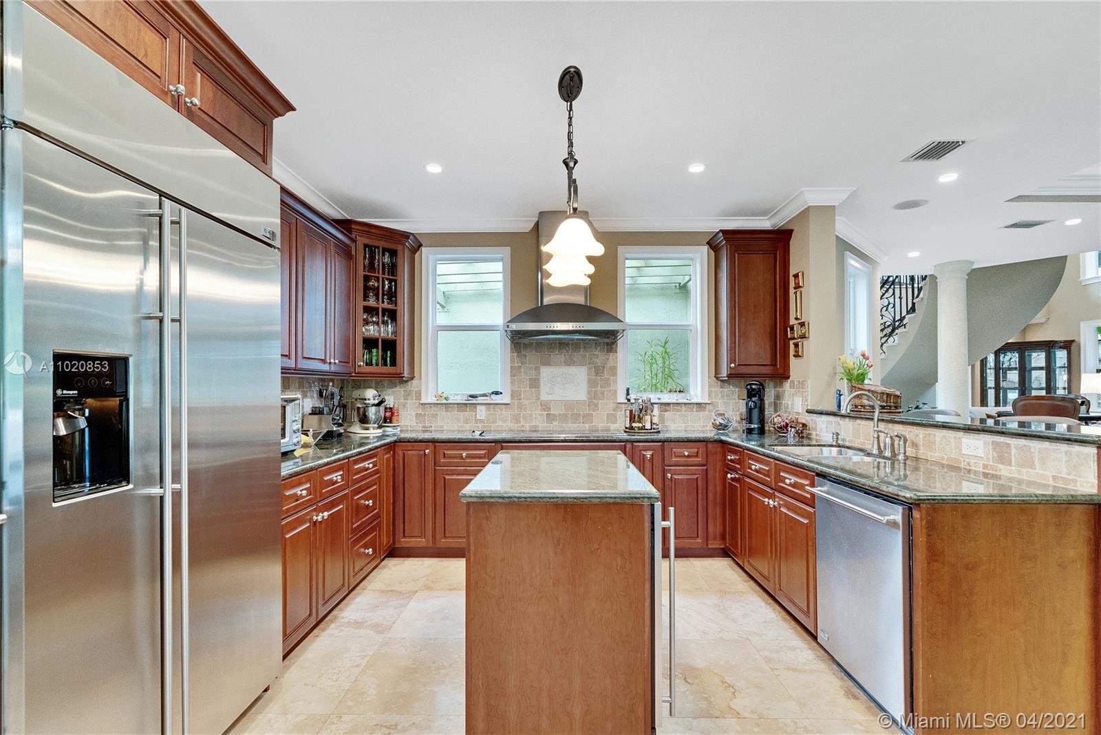 4065 Battersea Rd Miami, FL 33133