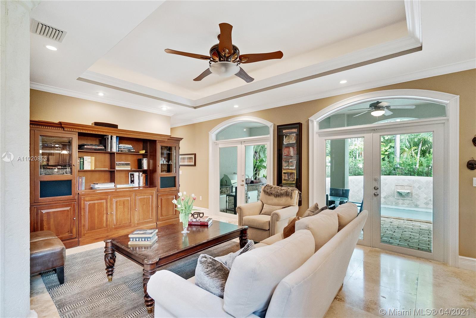 4065 Battersea Rd Miami, FL 33133