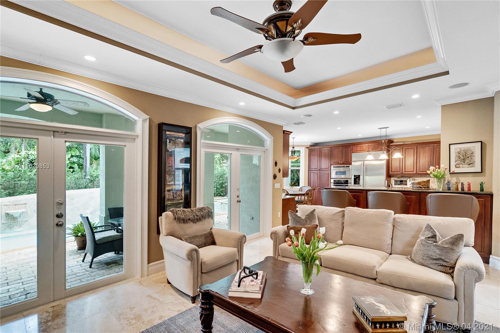 4065 Battersea Rd Miami, FL 33133