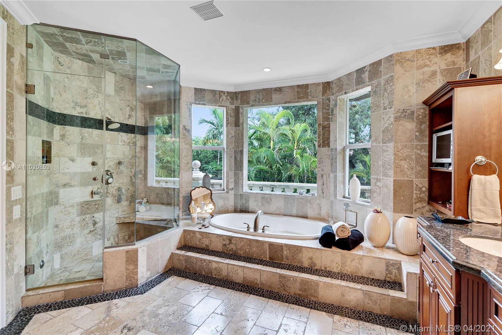 4065 Battersea Rd Miami, FL 33133