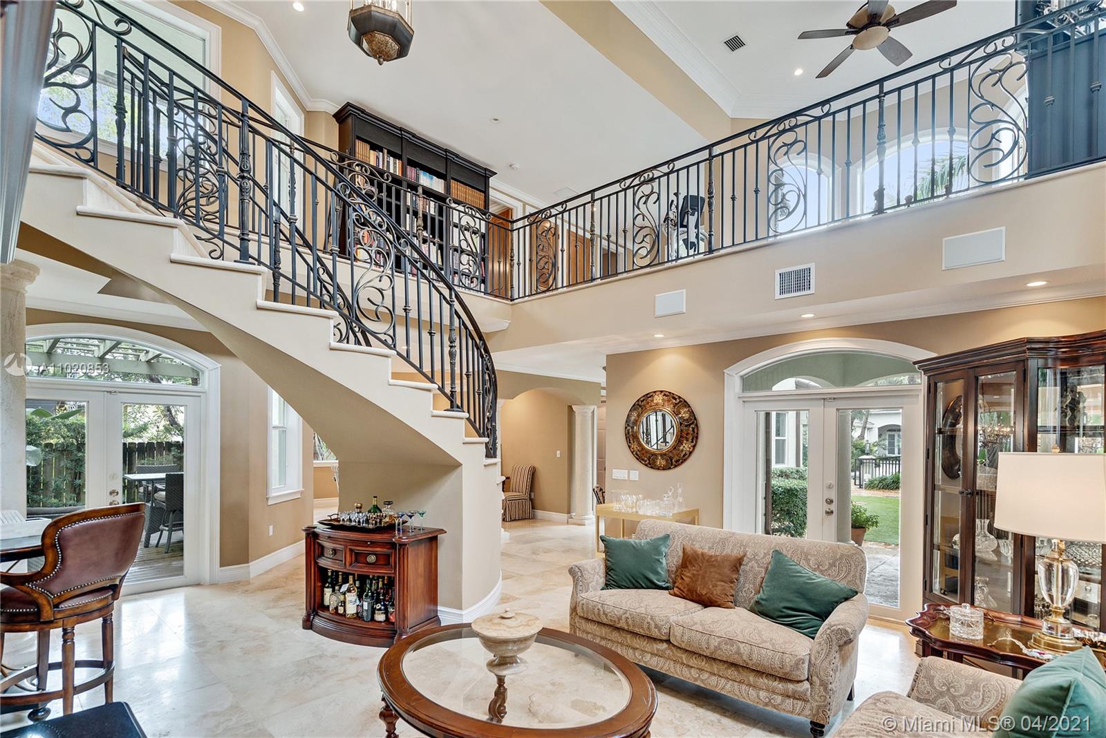 4065 Battersea Rd Miami, FL 33133