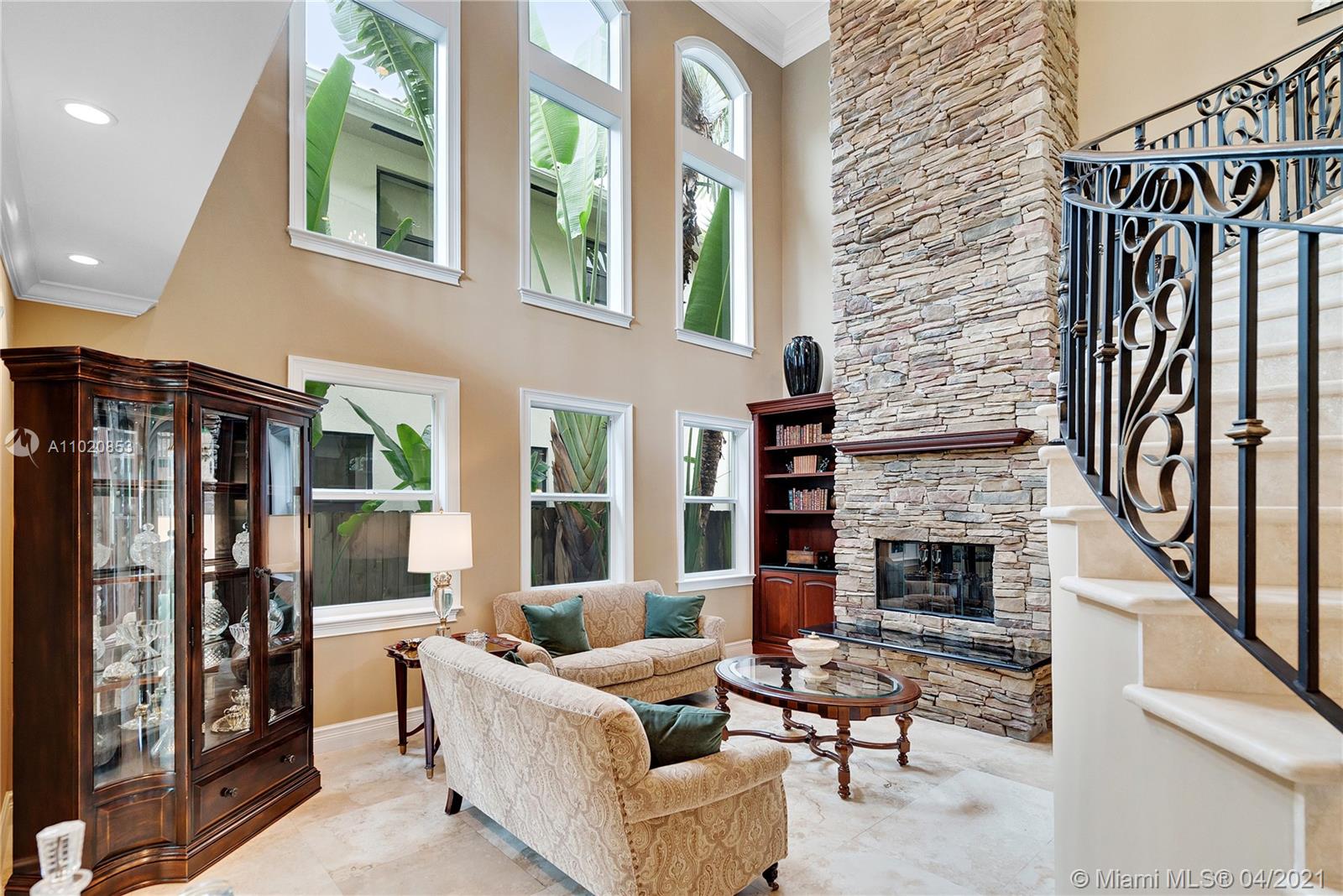 4065 Battersea Rd Miami, FL 33133