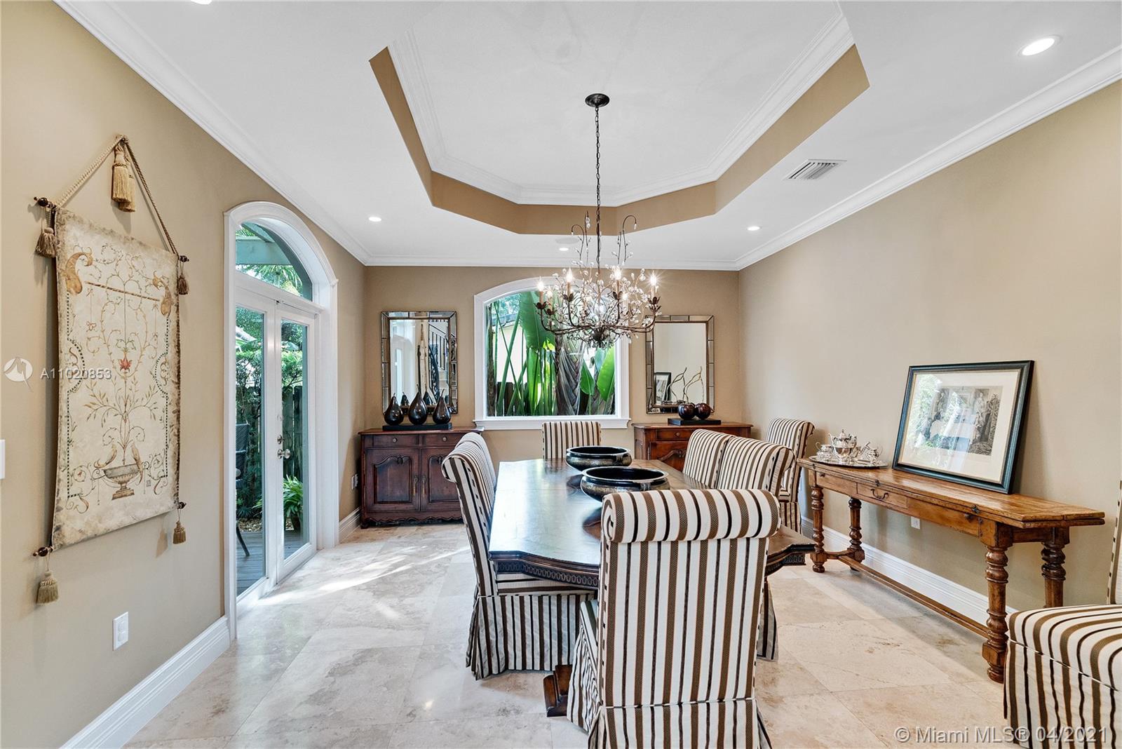 4065 Battersea Rd Miami, FL 33133