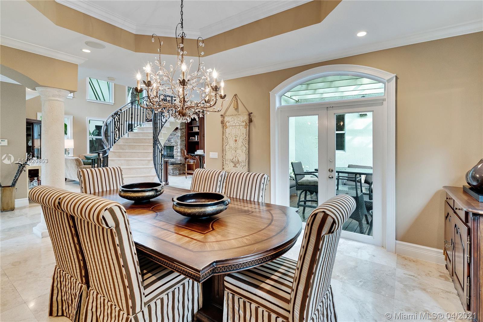 4065 Battersea Rd Miami, FL 33133