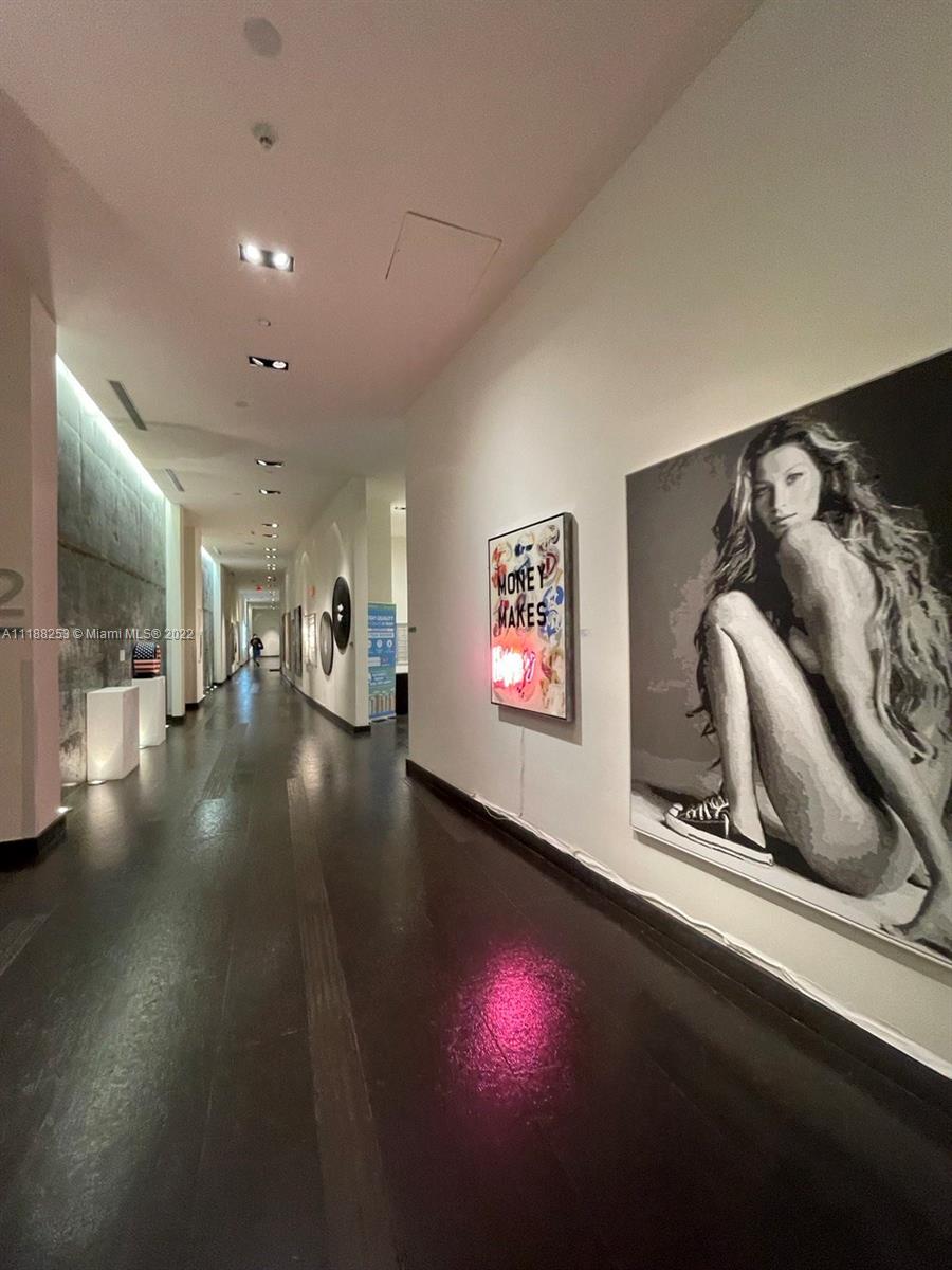 888 Biscayne Blvd #CU6 Miami, FL 33132