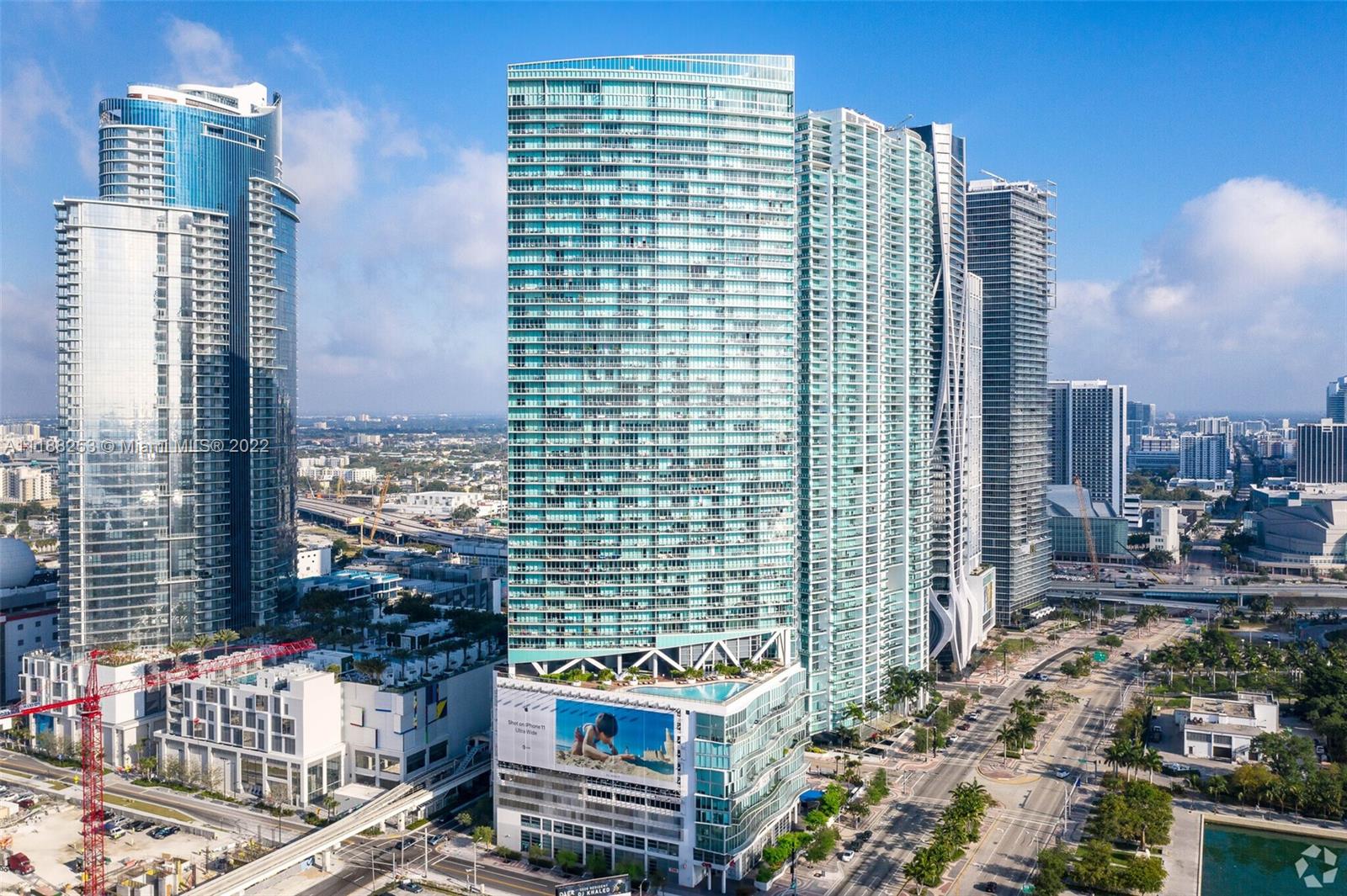 888 Biscayne Blvd #CU6 Miami, FL 33132