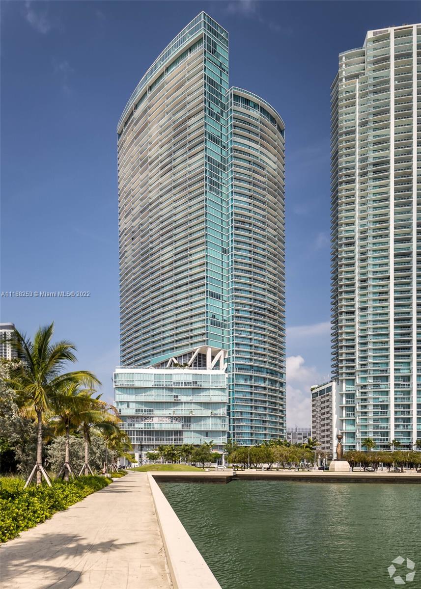 888 Biscayne Blvd #CU6 Miami, FL 33132