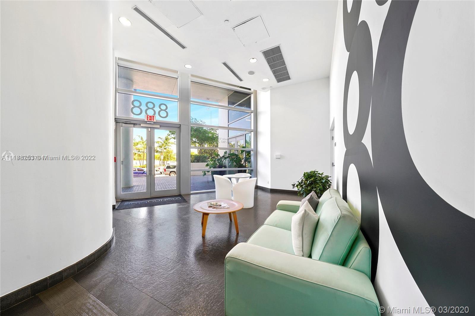 888 Biscayne Blvd #CU6 Miami, FL 33132