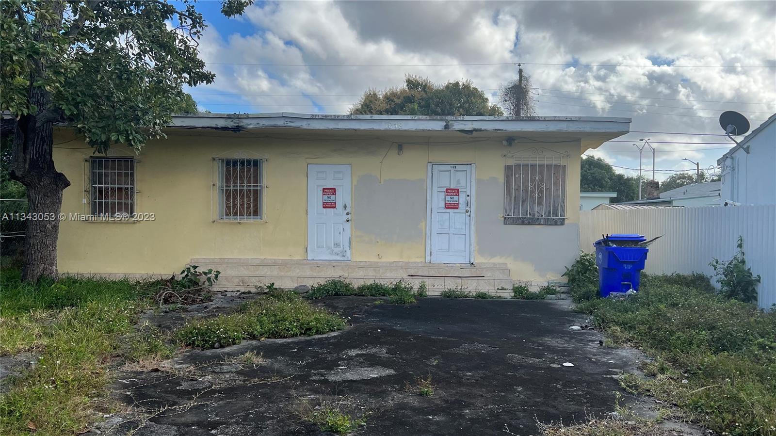 1078 NW 41st St