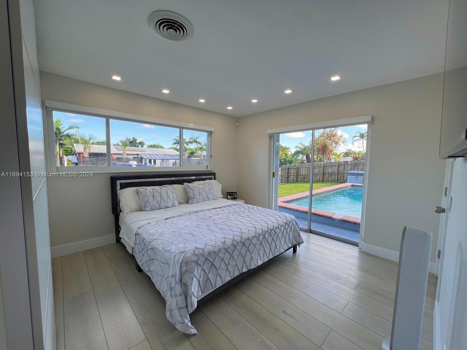 1380 SW 56th Ave Plantation, FL 33317