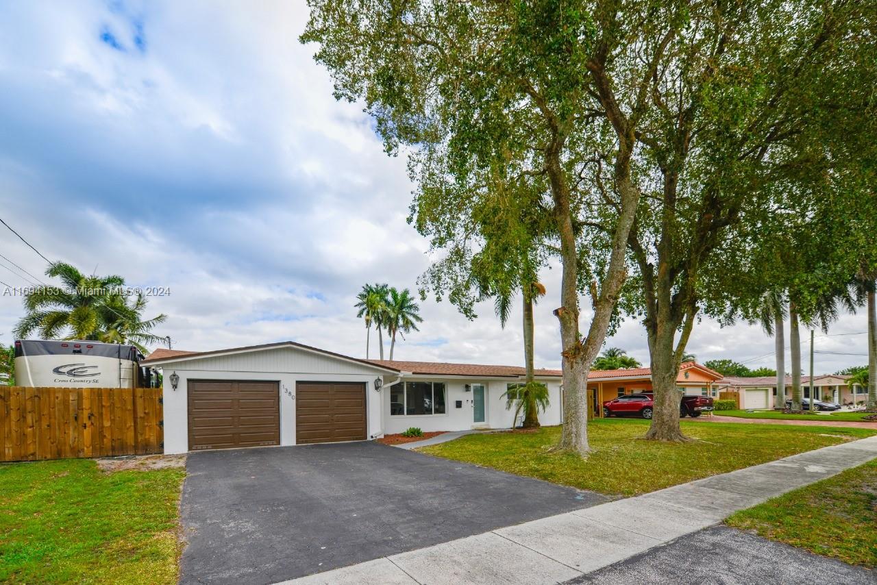 1380 SW 56th Ave,Plantation, FL 33317