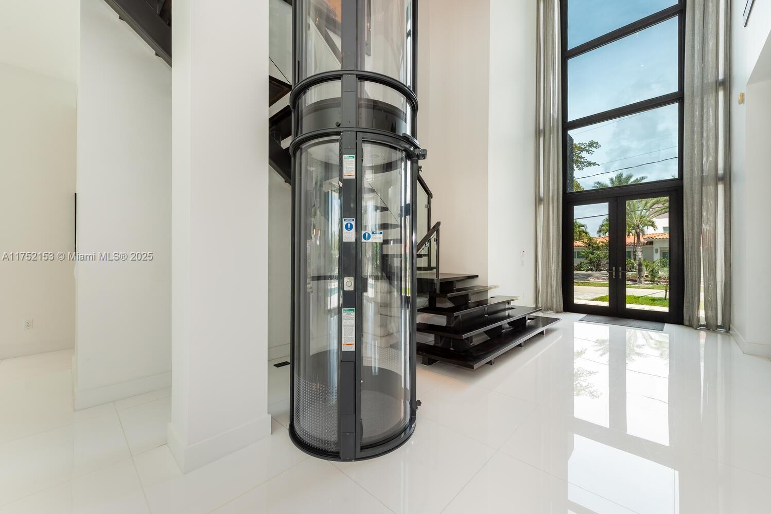 13145 Coronado Ln North Miami, FL 33181