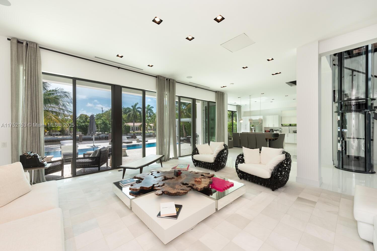 13145 Coronado Ln North Miami, FL 33181