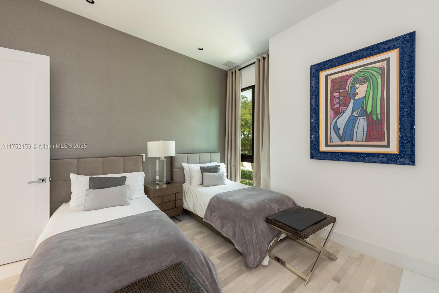 13145 Coronado Ln North Miami, FL 33181