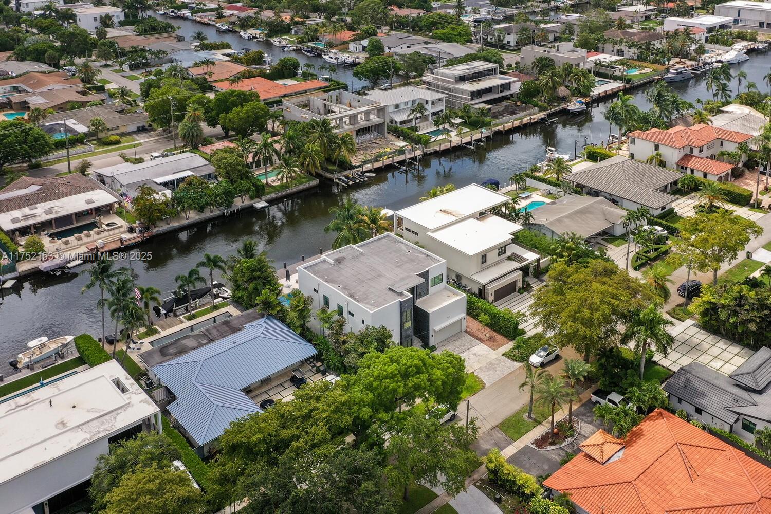 13145 Coronado Ln North Miami, FL 33181