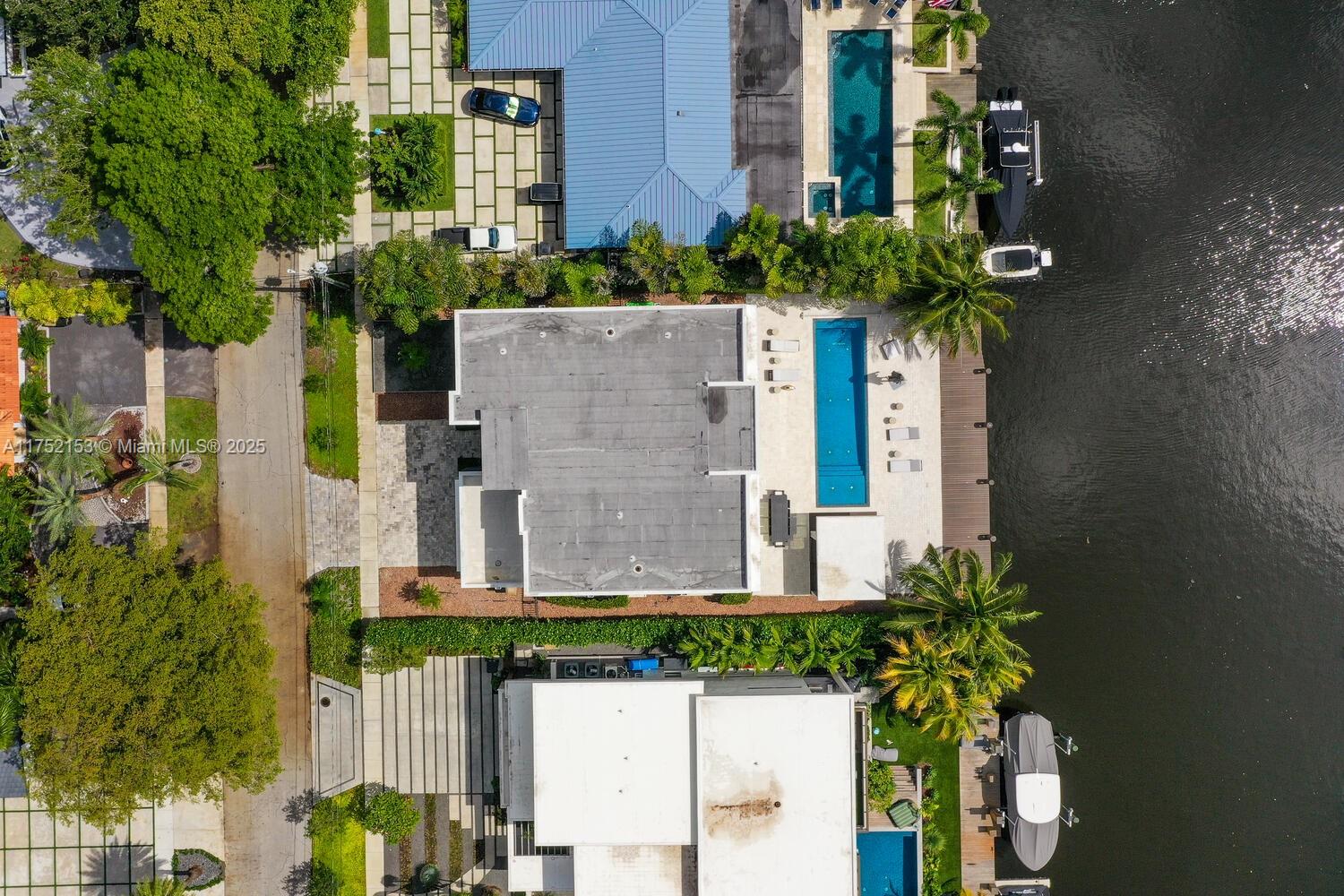 13145 Coronado Ln North Miami, FL 33181