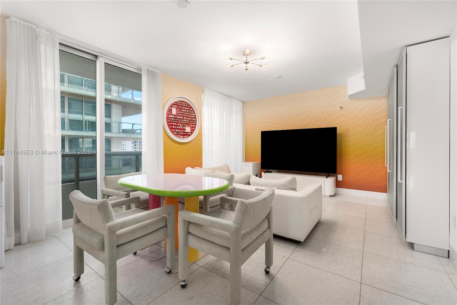 5801 Collins Ave #1200 Miami Beach, FL 33140