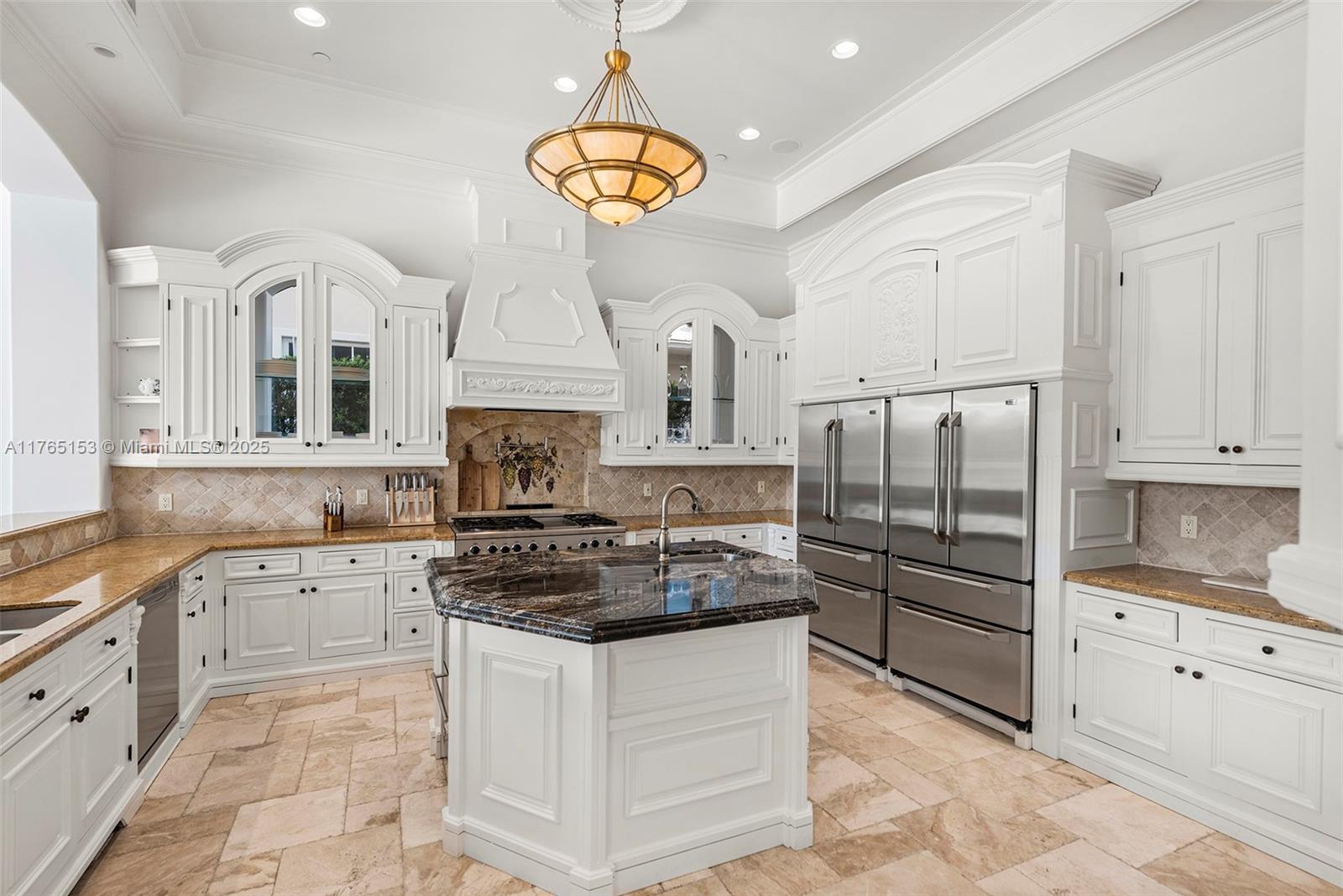 3201 NE 27th Ave Lighthouse Point, FL 33064