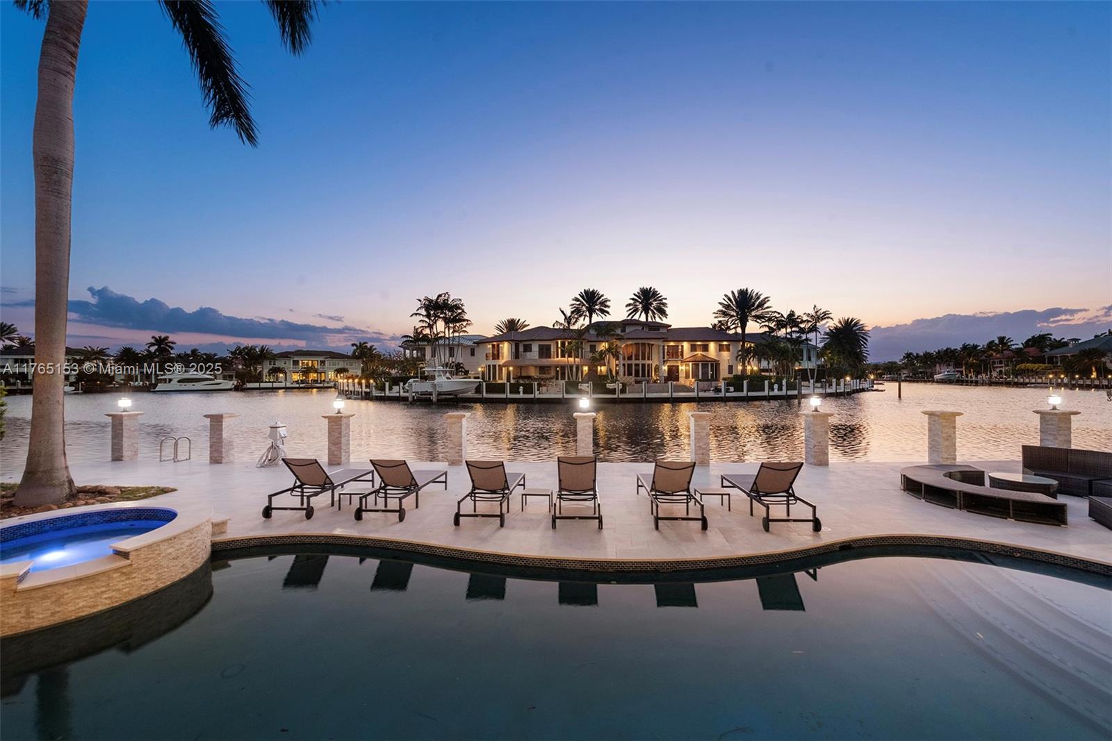 3201 NE 27th Ave Lighthouse Point, FL 33064