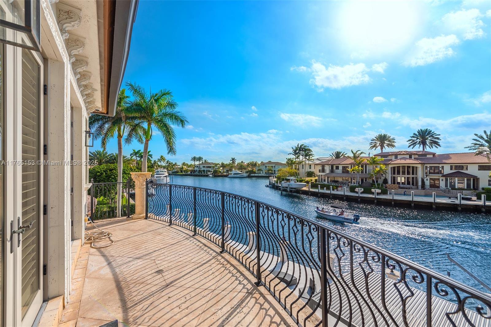 3201 NE 27th Ave Lighthouse Point, FL 33064