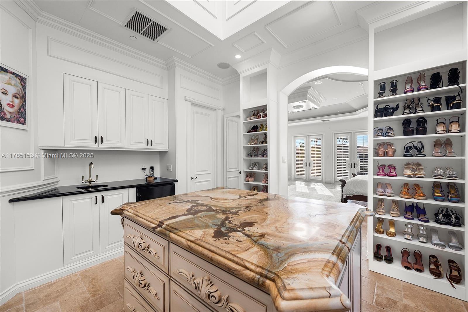 3201 NE 27th Ave Lighthouse Point, FL 33064