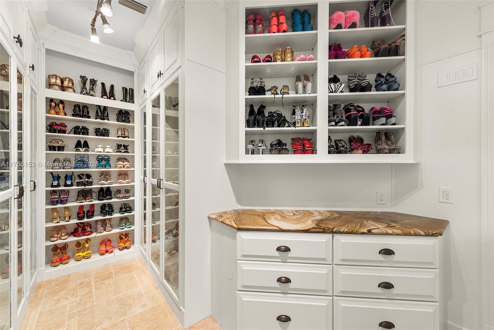 3201 NE 27th Ave Lighthouse Point, FL 33064