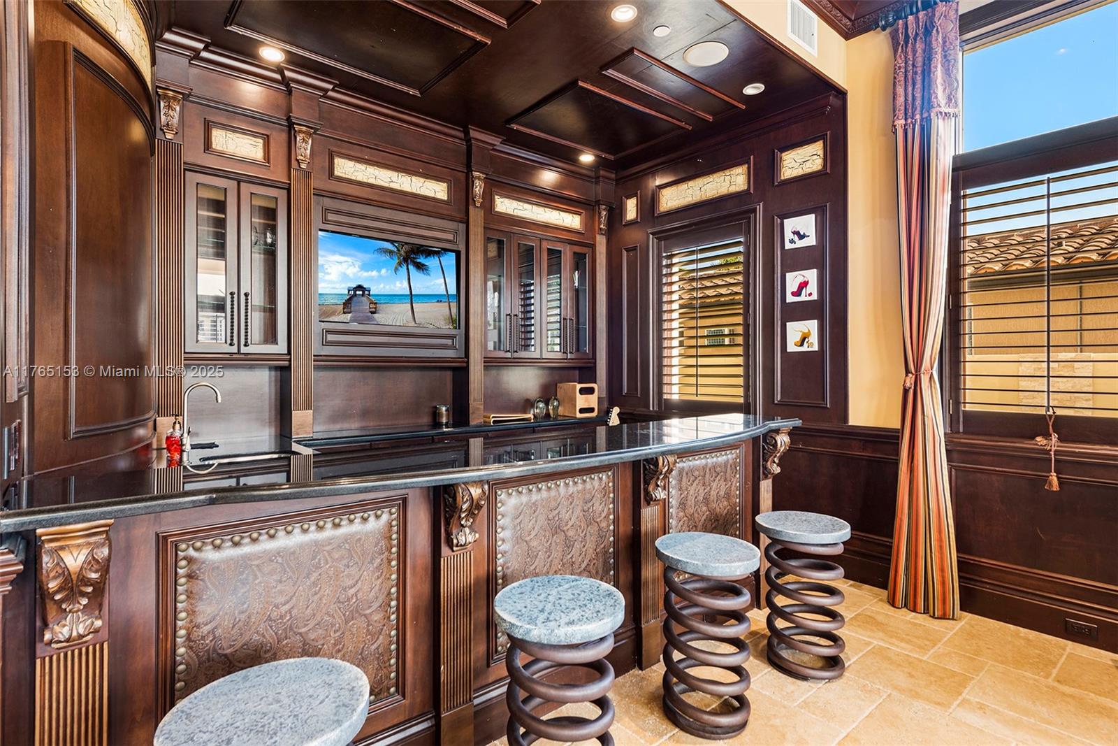 3201 NE 27th Ave Lighthouse Point, FL 33064