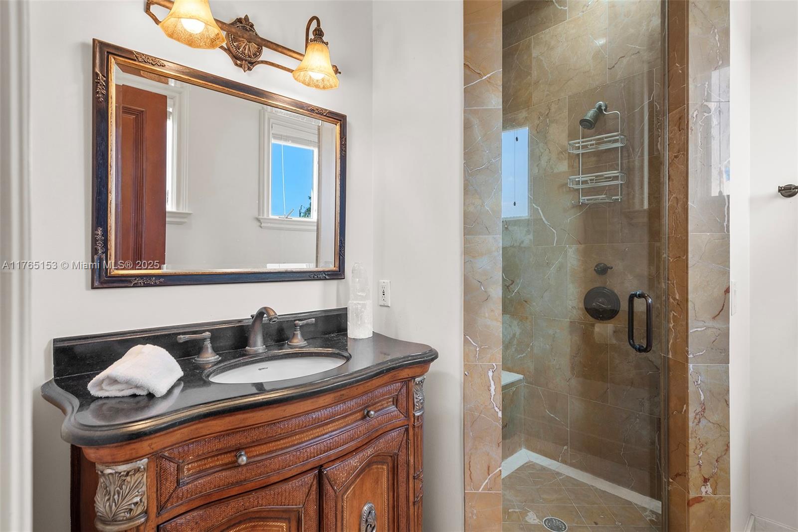 3201 NE 27th Ave Lighthouse Point, FL 33064