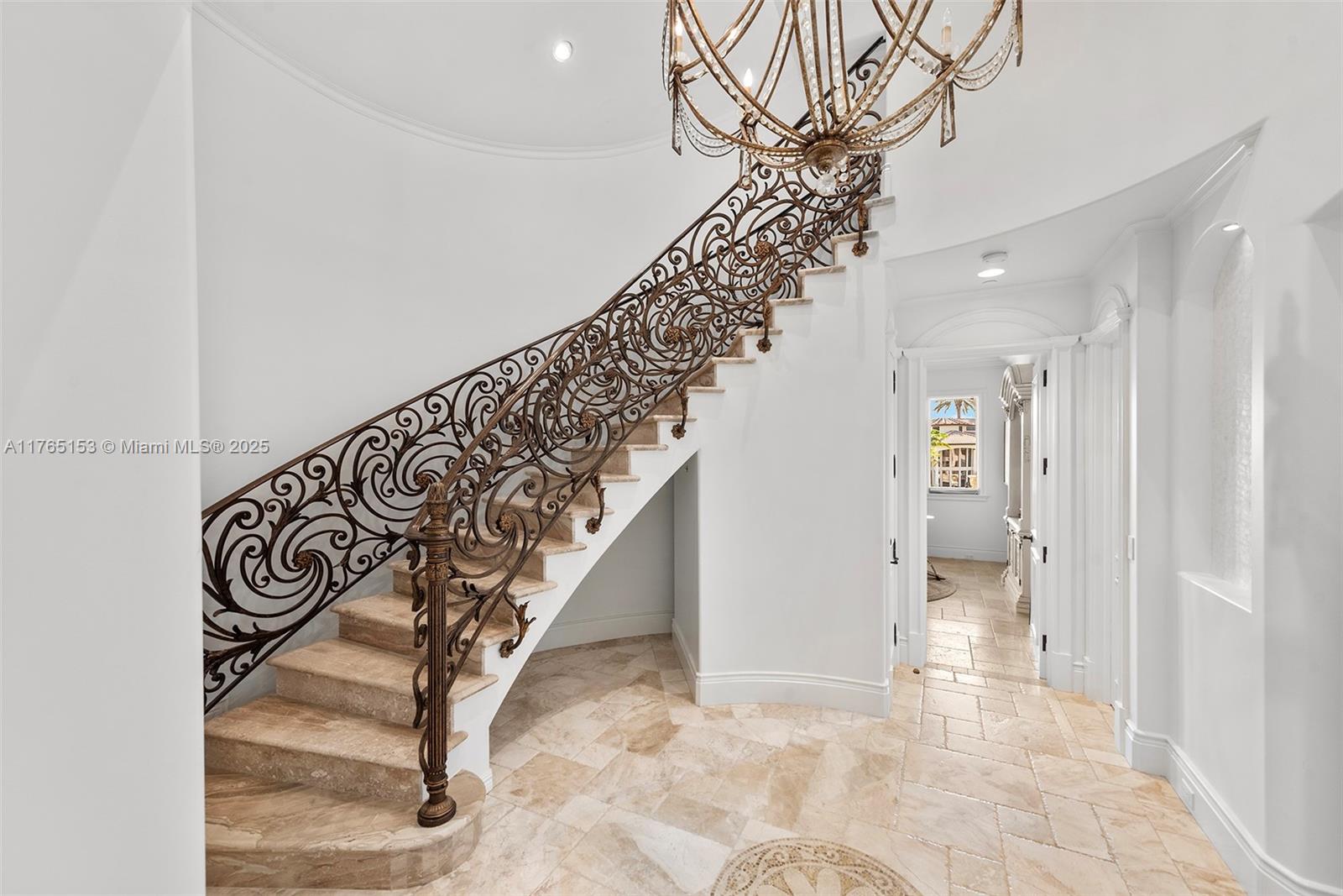 3201 NE 27th Ave Lighthouse Point, FL 33064